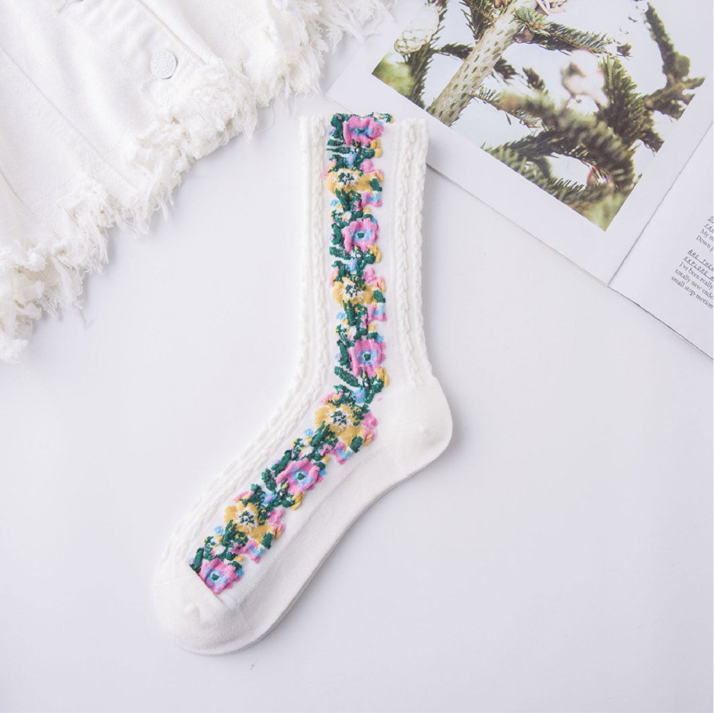 IONFit HeatingDetoxify Floral Socks